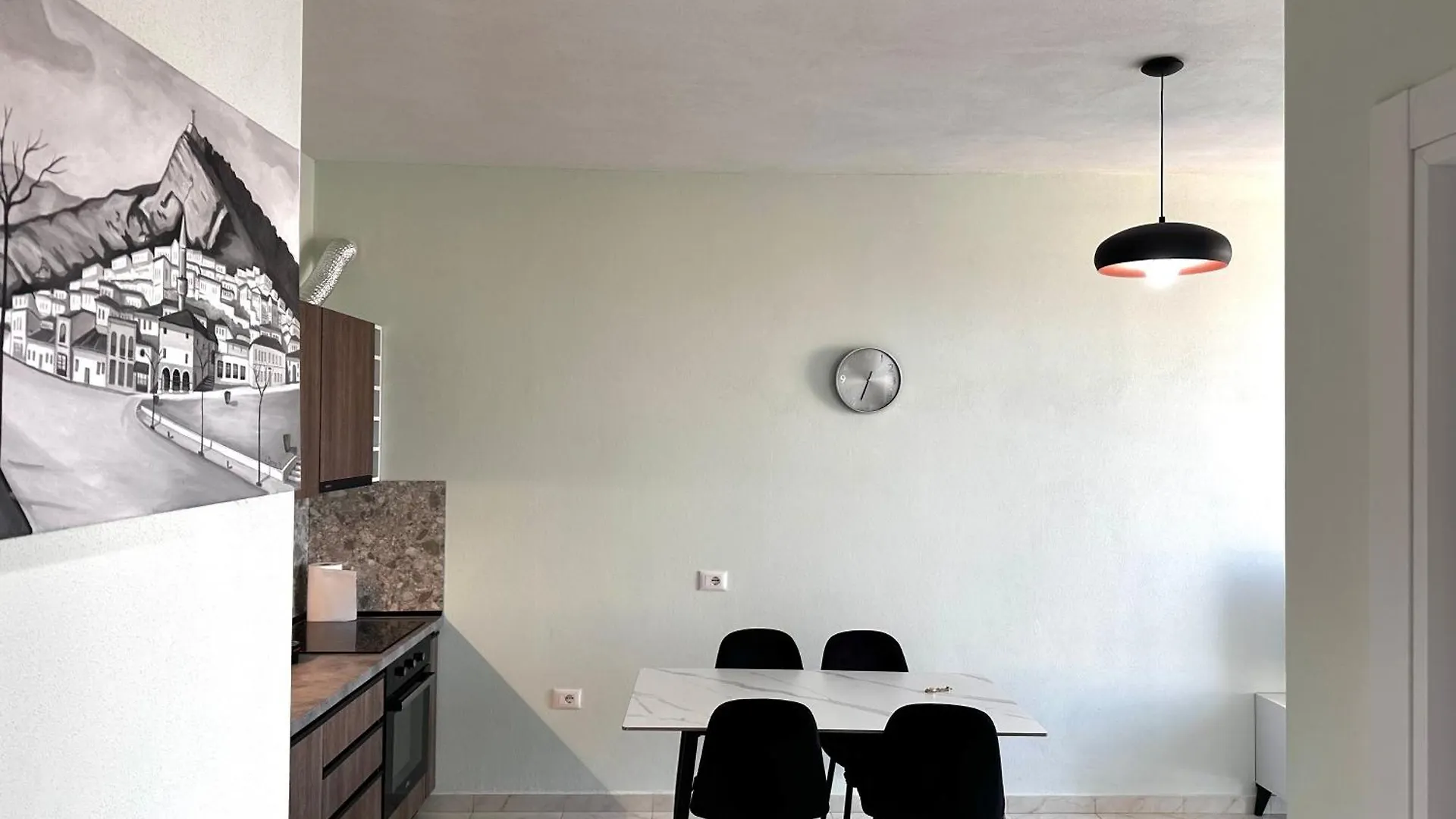 Luxury Apartment With Parking Tirana