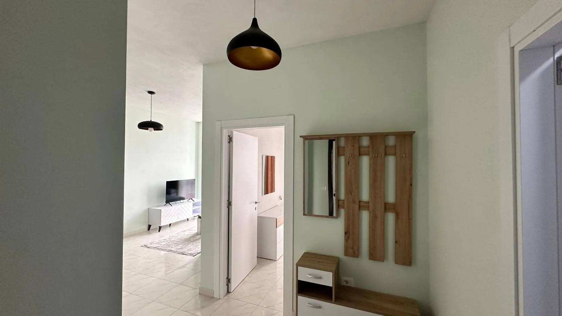 Luxury Apartment With Parking Tirana Albania